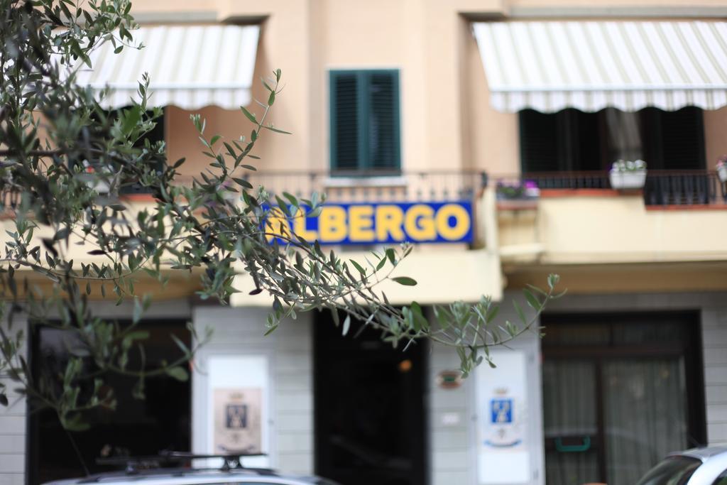 Albergo Il Cochino Montale  Buitenkant foto