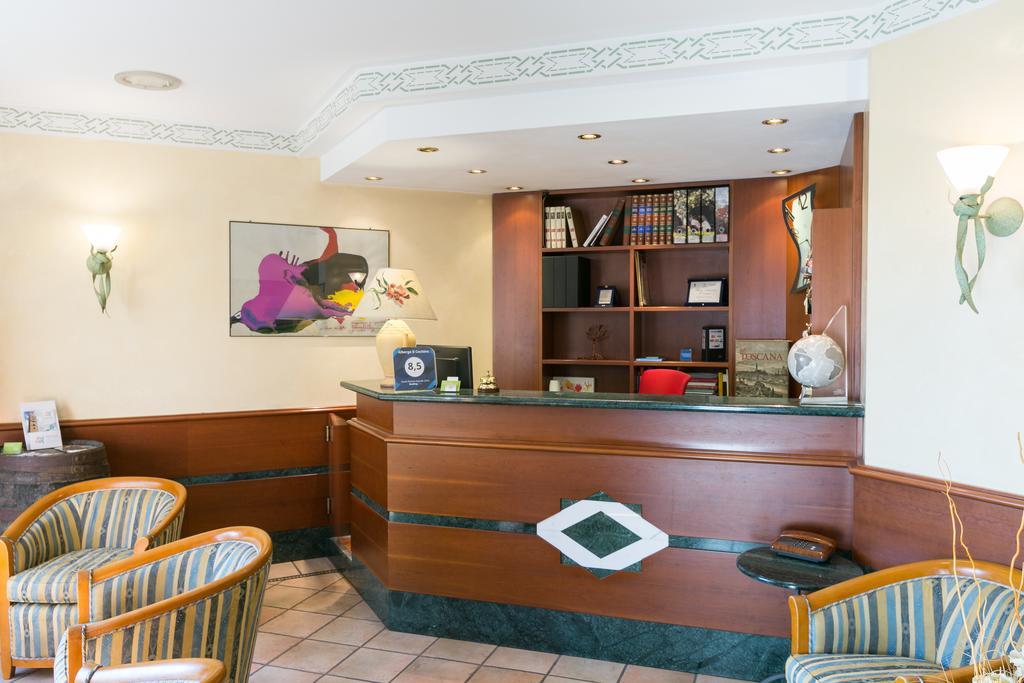 Albergo Il Cochino Montale  Buitenkant foto