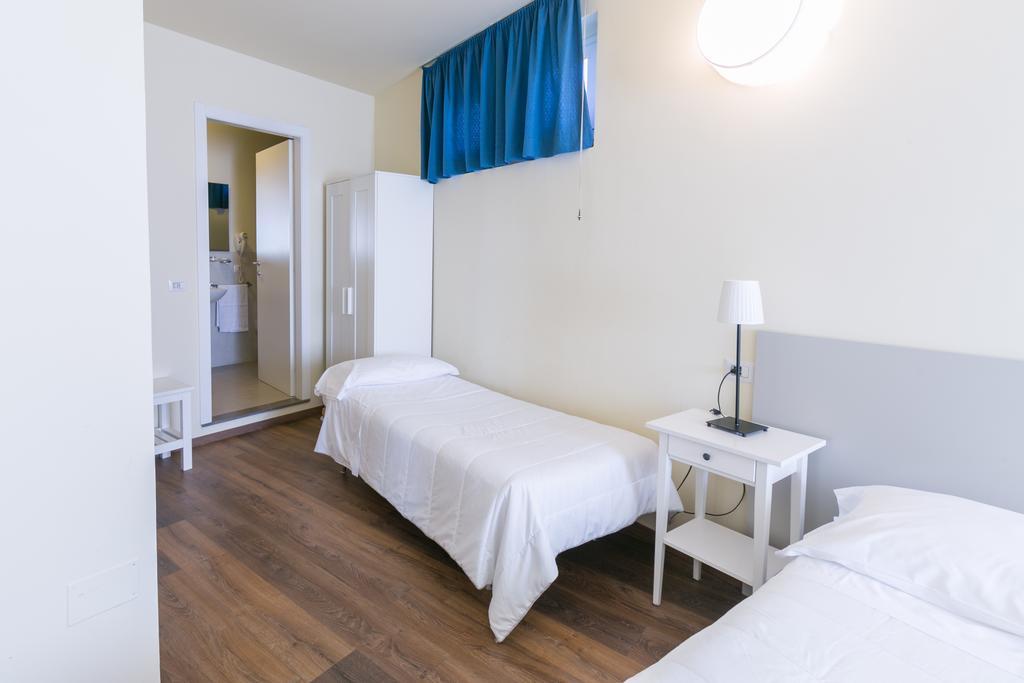 Albergo Il Cochino Montale  Buitenkant foto